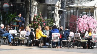 С разхлабването на ограничителните мерки срещу коронавируса от днес много