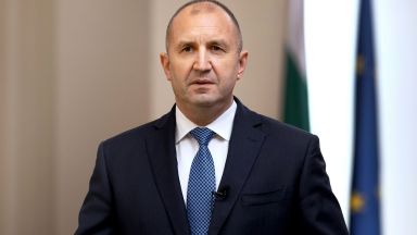  Румен Радев назначи служебно държавно управление 