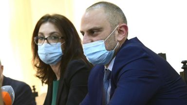 Престъпна група извършвала рекет и заплашвала длъжници на фирми за бързи