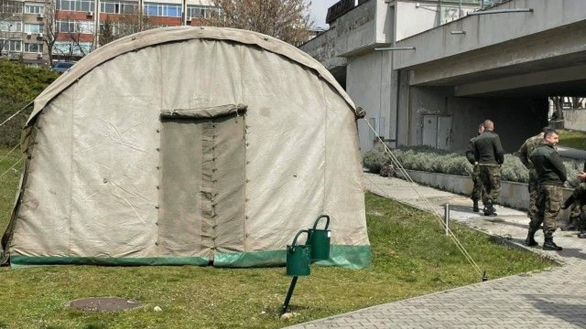 В Стара Загора ще чакат обработването на протоколите във военни палатки