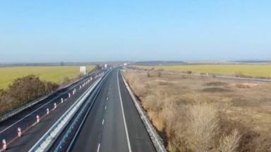 Пуснаха движението в ремонтирания 6 километров участък от автомагистрала Тракия Той