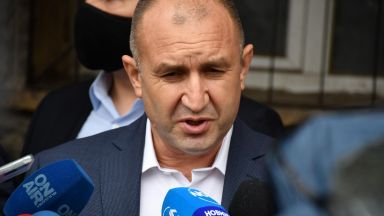 Президентът Румен Радев за първи път коментира шпионския скандал за