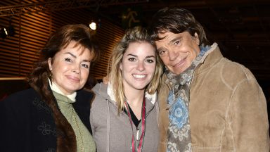 Неизвестни нападатели са ограбили и били миналата нощ известния френски