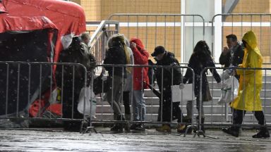 12 от СИК овете са предали документите си към полунощ Това