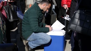 Джипита и граждани в Пловдив искат от Регионалната здравна инспекция