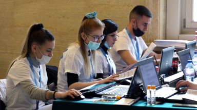 Централната избирателна комисия ЦИК ще оповести в четвъртък разпределението на