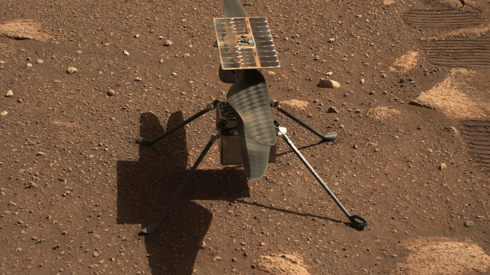 Хеликоптерът "Инджинюъти" направи първата си снимка на Марс
