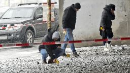 Извършителят на показното убийство в София следил жертвата си 4 часа (снимки)