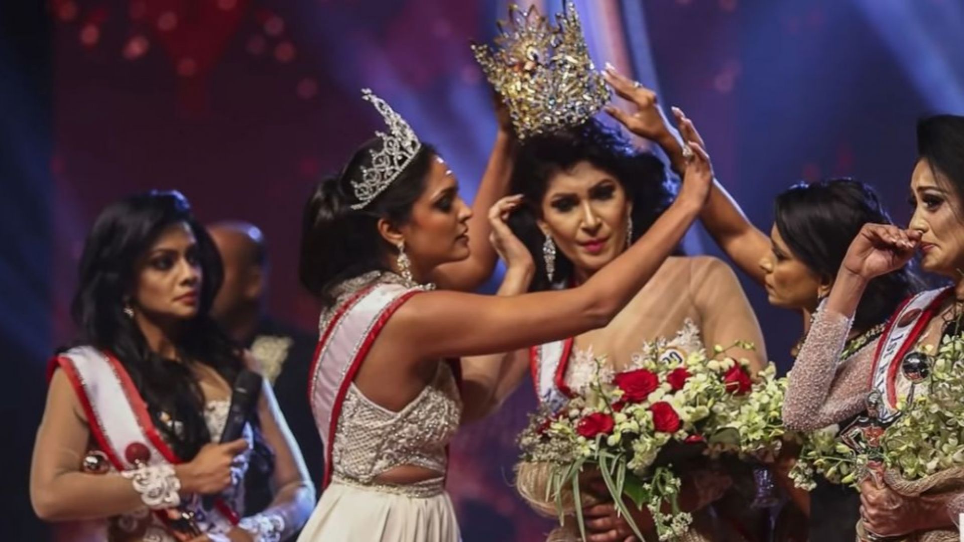 Хаос и драма на конкурс за красота в Шри Ланка