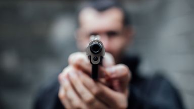 При стрелба в мебелна къща в град Браян в американския