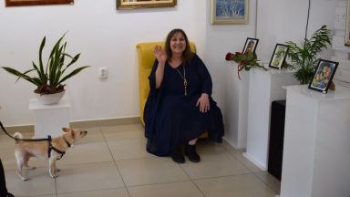 Броени дни след бургаската художничка Лора Янева коронавирусът погуби и