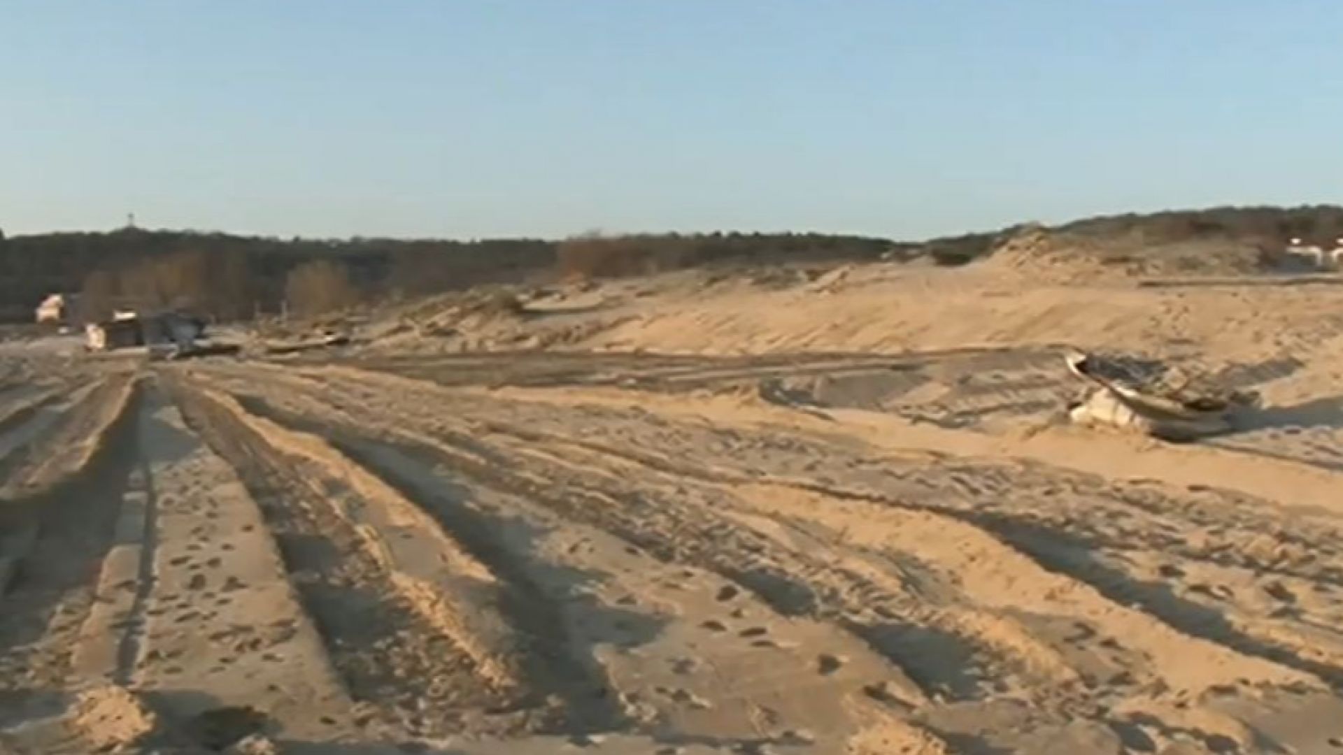 Има ли разрушени дюни край плаж "Смокиня"?