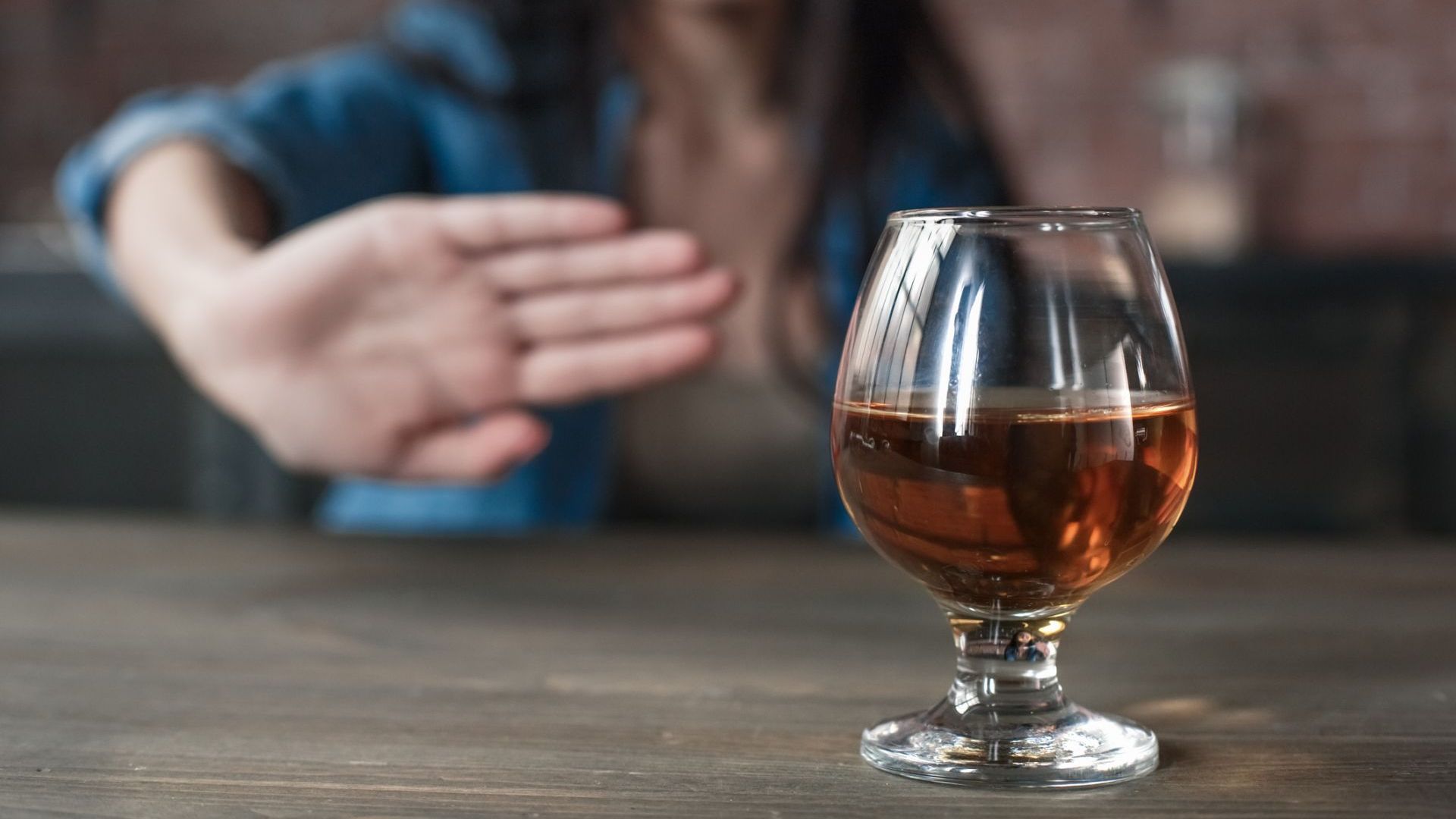 Откaзът от алкохола удължава живота с 28 години