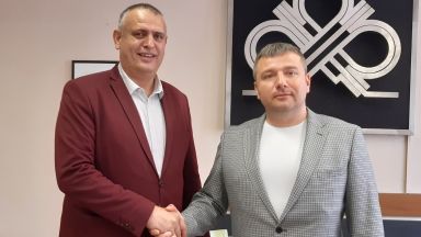 Председателят на Агенция Пътна инфраструктура АПИ Георги Терзийски обсъди с кмета