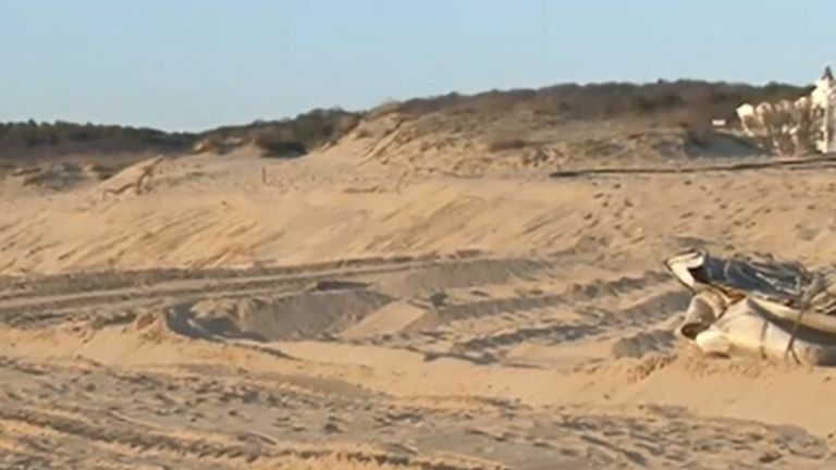 Дюните на морски плаж Смокиня не са засегнати от дейностите