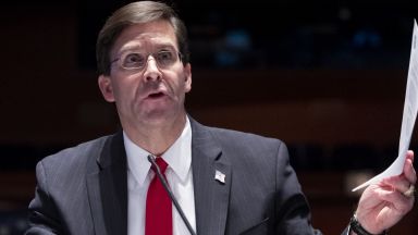 Бившият министър на отбраната на САЩ Марк Еспър заяви че