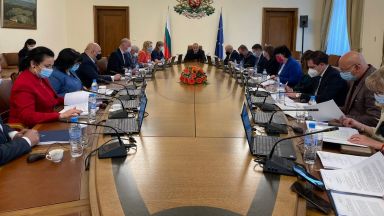 Областните управители на Габрово, Пазарджик и Пловдив са освободени от длъжност