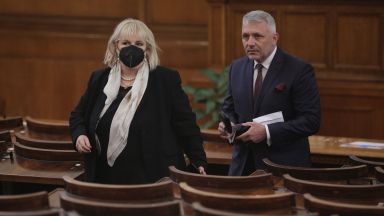 В петък вечерта по държавната телевизия беше даден официален финал