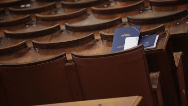 Още знакови политически лица не успяха да влязат в новия