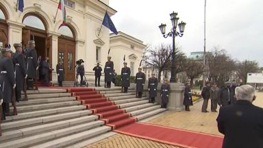 Първото заседание на новоизбраното 45 о Народно събрание започва в 9 00