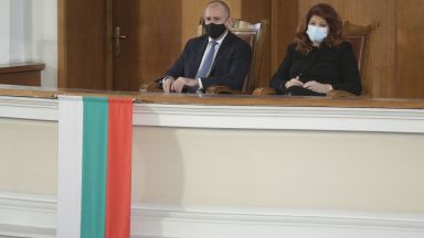 Президентът Румен Радев започва консултациите с представители на парламентарните групи