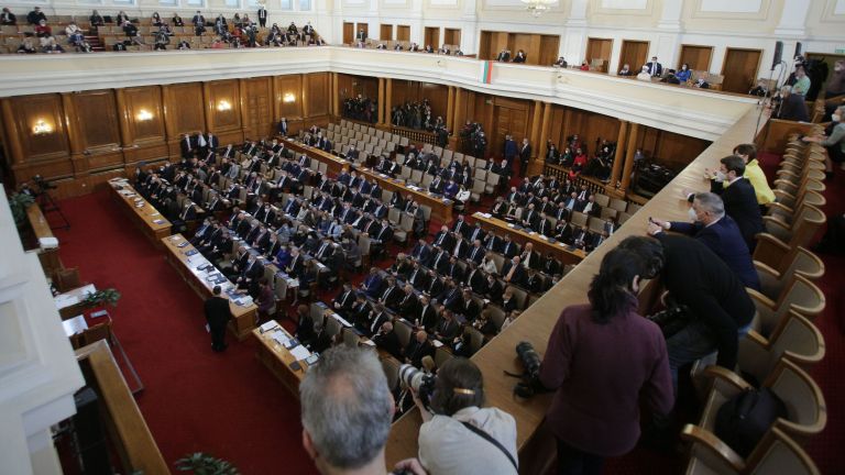 Централната избирателна комисия обяви поименно избраните 240 депутати в 48-ото
