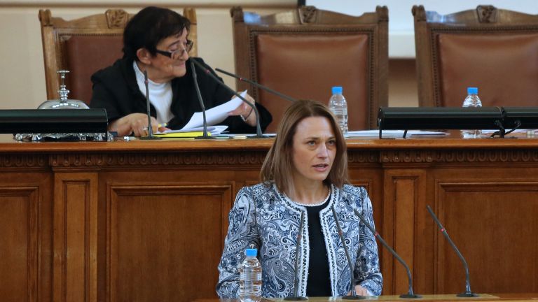 Юристката Ива Митева Йорданова-Рупчева от Има такъв народ беше избрана