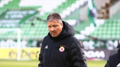 Наказаха Любо Пенев за два мача след изгонването в Разград