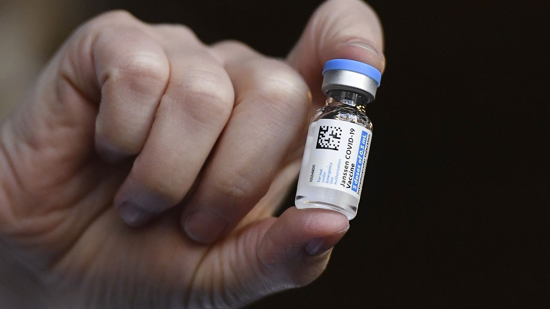 Имунизираните с "Джонсън" могат да получат бустерна доза от РНК ваксина