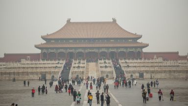 Пекин регистрира най-горещия юнски ден от началото на метеорологичните наблюдения