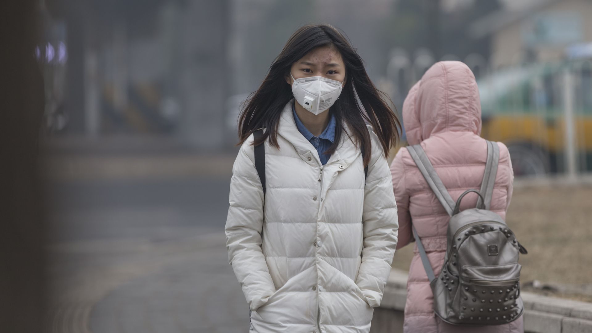 Китай - с повече въглеродни емисии от останалите развити страни, взети заедно