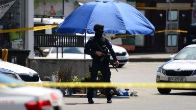 Въоръжен мъж нахлу в един от клоновете на централната банката