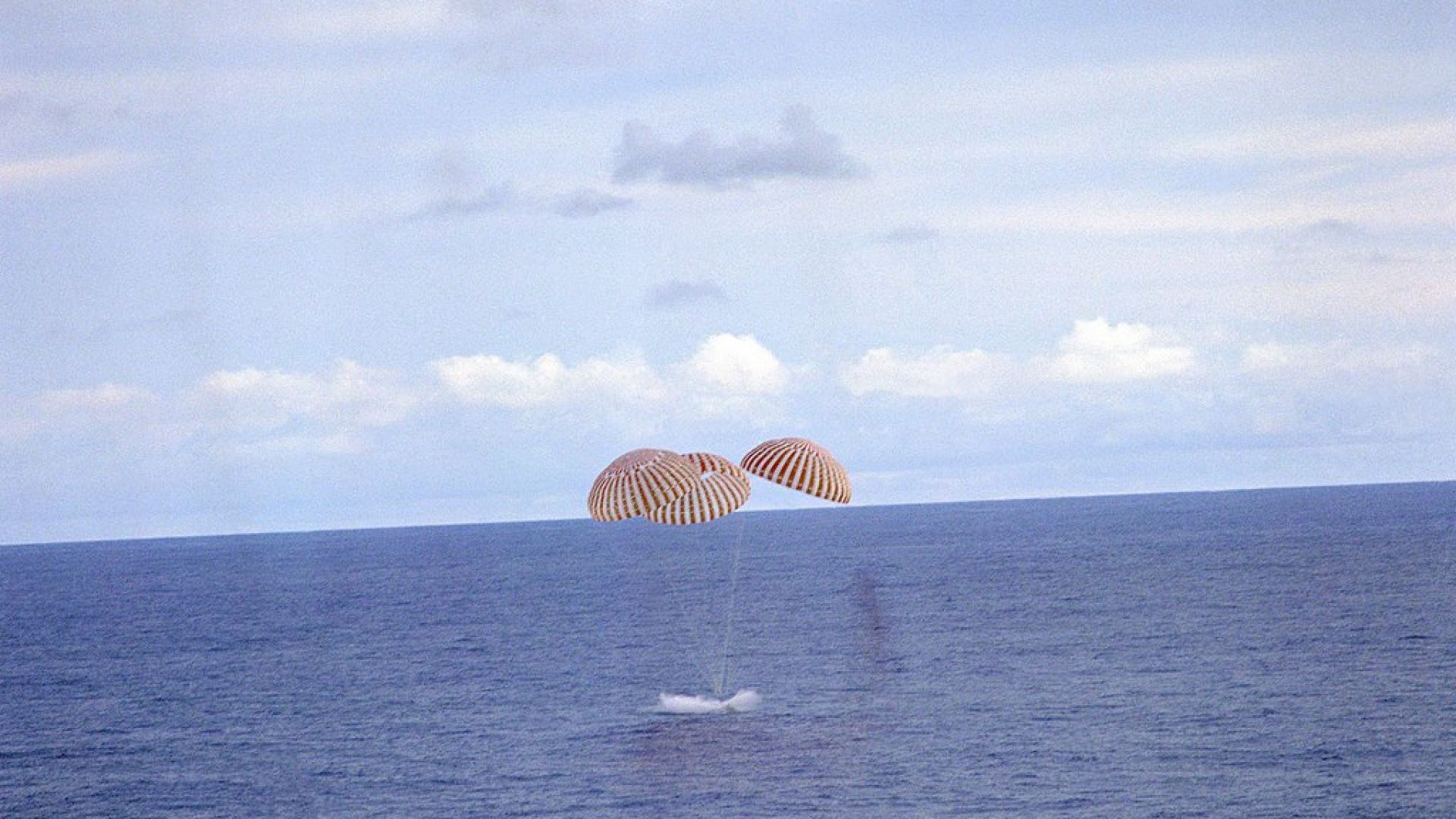 Приводняването на капсулата
