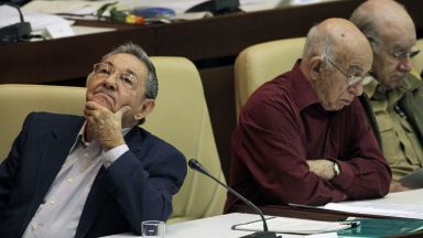 Днес Раул Кастро отстъпва пред ново поколение исторически момент