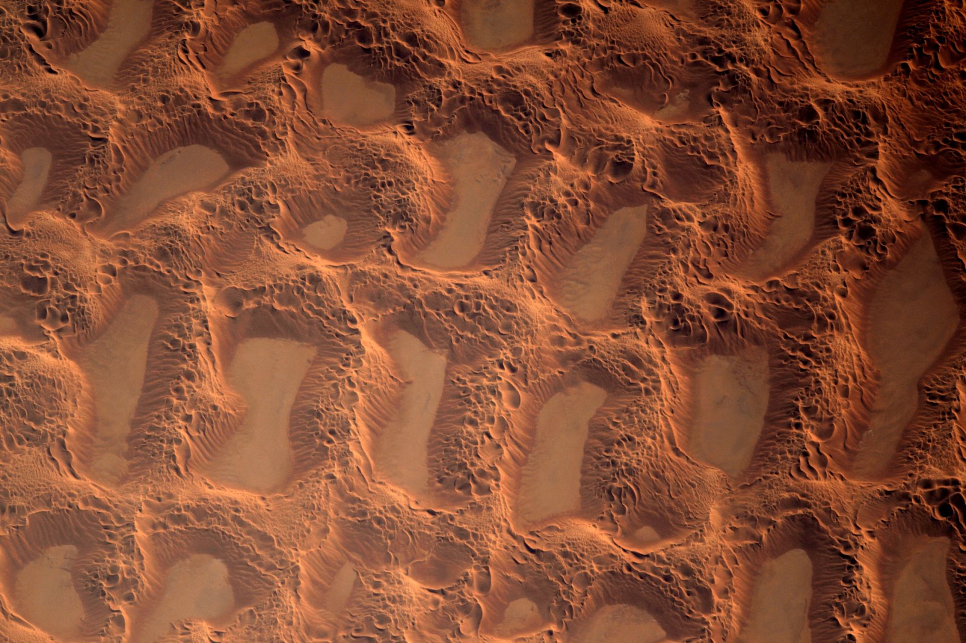 От коя планета е тази снимка - Марс или Земята?