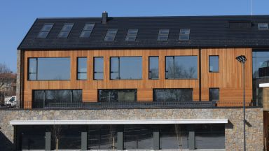 Разположено в подножието на Люлин планина само на няколко километра