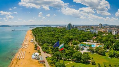 Бургас обяви 22 тематични уикенда за лято 2021