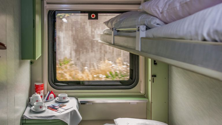 Нощният влак от Париж за Ница се завърна на цена от 19 евро