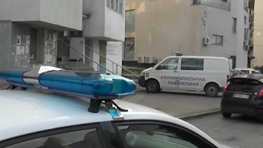 7-годишно дете оцеля само със счупен крак след падане от третия етаж във Враца