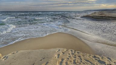 Дни преди началото на летния туристически сезон плажове във Варненска