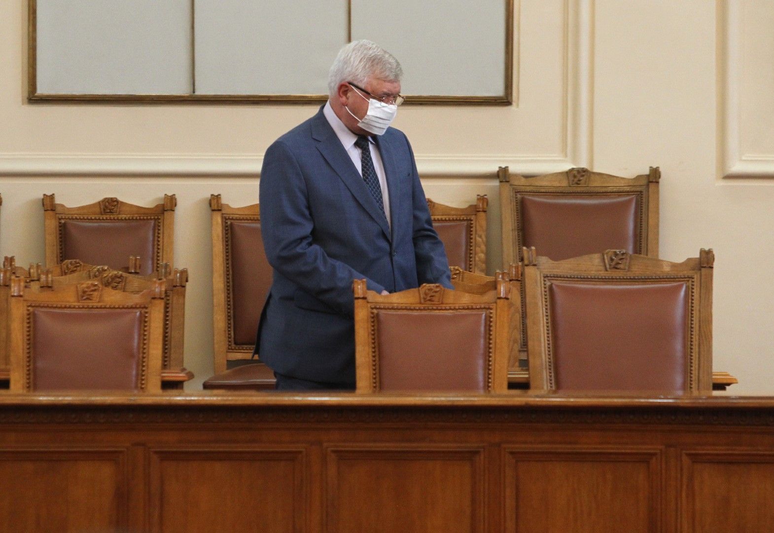 Парламентът изслуша министъра на финансите в оставка Кирил Ананиев за изпълнението на държавния бюджет и равнището и структурата на фискалния резерв към 31 март 2021 г. 