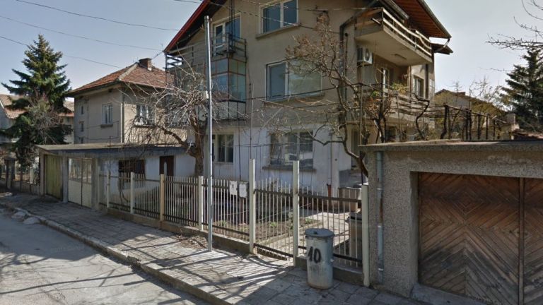 35-годишен мъж опита да убие родителите си във Враца, като