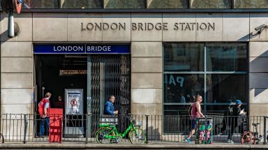 Метростанция Лондон бридж в центъра на британската столица бе затворена