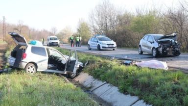 41 годишен шофьор загина при челен удар на пътя Шумен Бургас малко