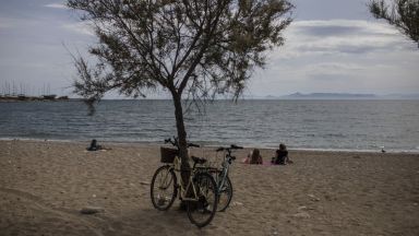 Гръцките власти взеха спешно решение което влиза в сила още