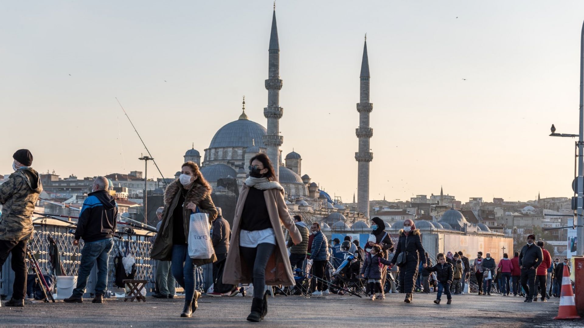 Строгият локдаун в Турция няма да важи за туристите