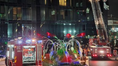 Пожар избухна тази нощ в хотел в столицата съобщиха от