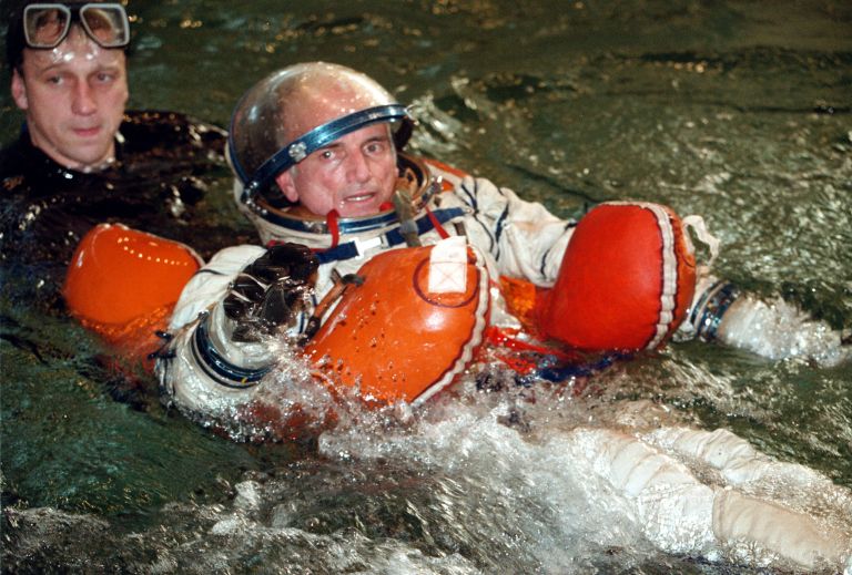На 28 април преди 20 г. милионерът Денис Тито става първият космически  турист | IT.dir.bg