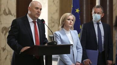 Прокуратурата: Има сходство при 4 взрива на боеприпаси за износ за Грузия и Украйна 