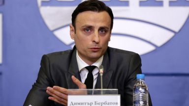 ЦСКА отново изрази подкрепата си към Бербатов за президент на БФС